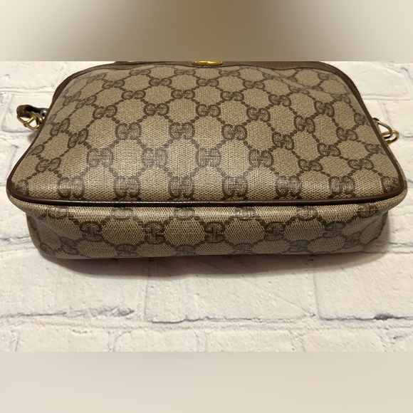 Gucci GG Supreme Vintage Brown Crossbody / Shoulder Bag In Beautiful Condition. - Picture 14 of 16